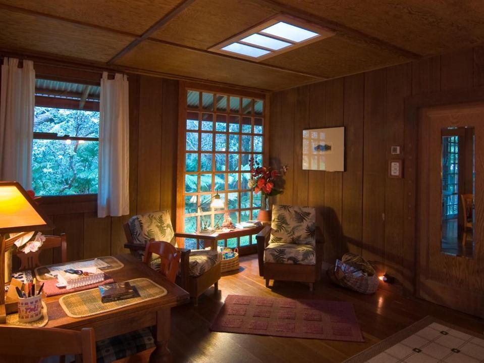 Crater Rim Cabin Волкейно Стая снимка